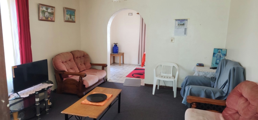 3 Bedroom Property for Sale in Palm Park Western Cape